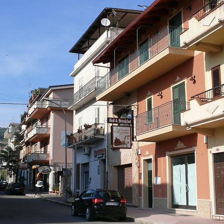 B&B La Vecchia Stazione ジョイオーザ・イオーニカ エクステリア 写真